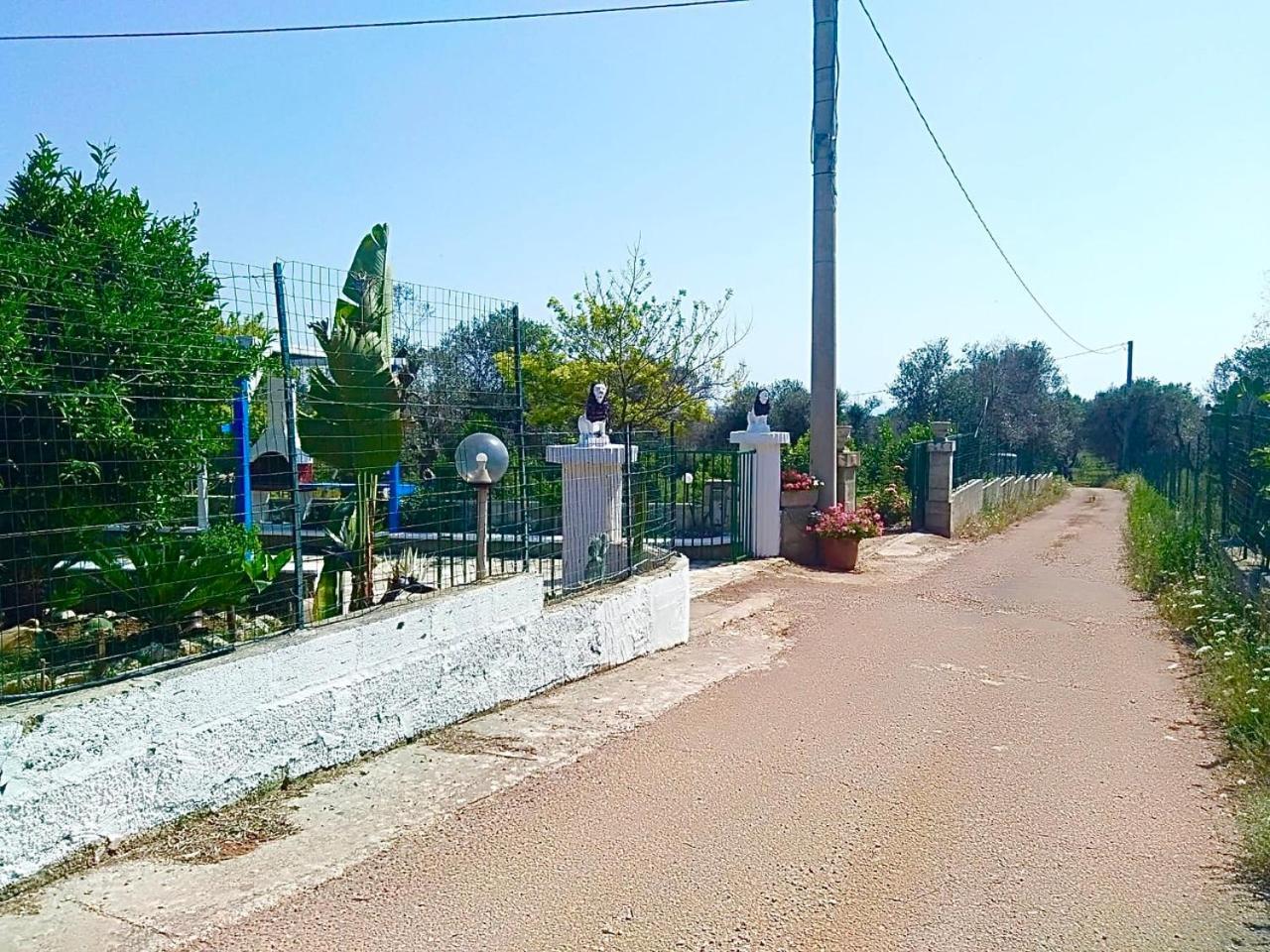 Villette Vacanze - Vie Russe Marina Di Pescoluse Luaran gambar
